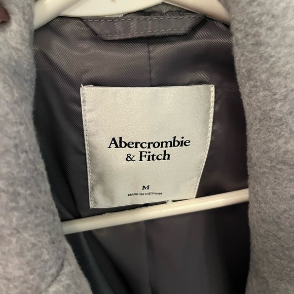 Wool blend Abercrombie and Fitch Dad coat - Picture 3 of 5